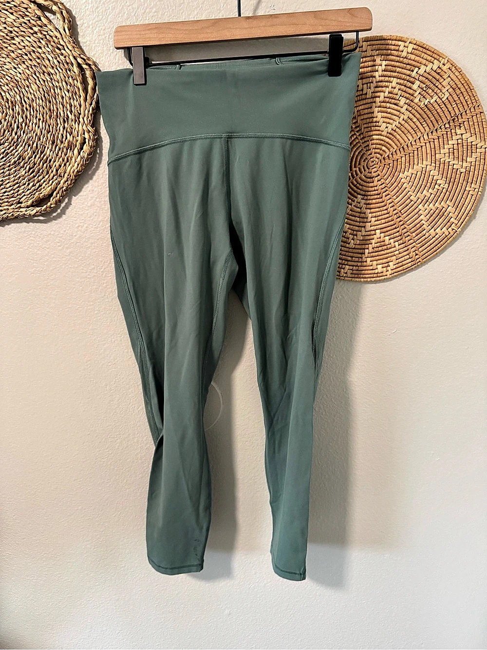 lululemon Green Leggings Size 10